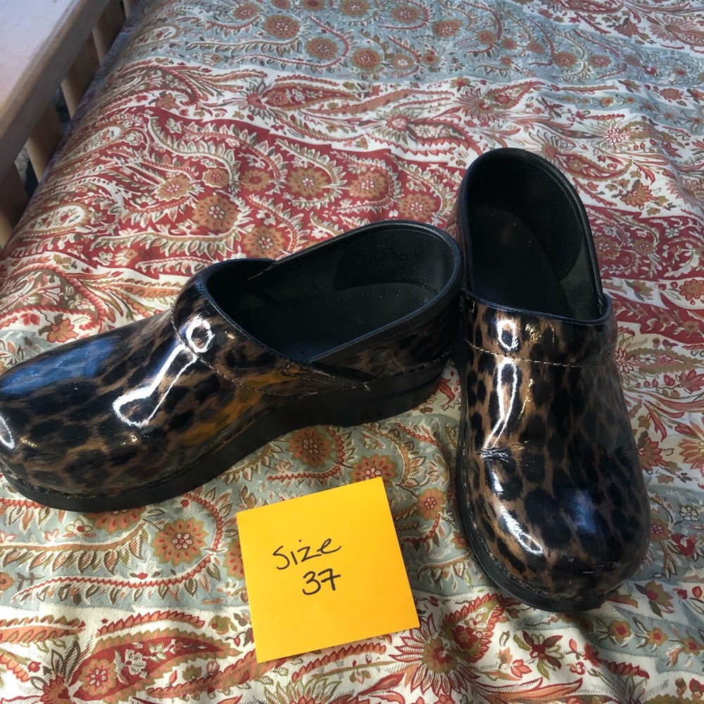 Dansko cheetah print clogs